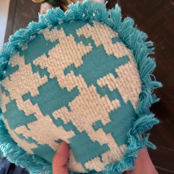 Frontgate Turquoise and White outdoor Accent Pillow Set - Picture 5 of 9